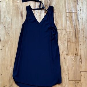 Elegant Navy Blue Sleeveless Dress